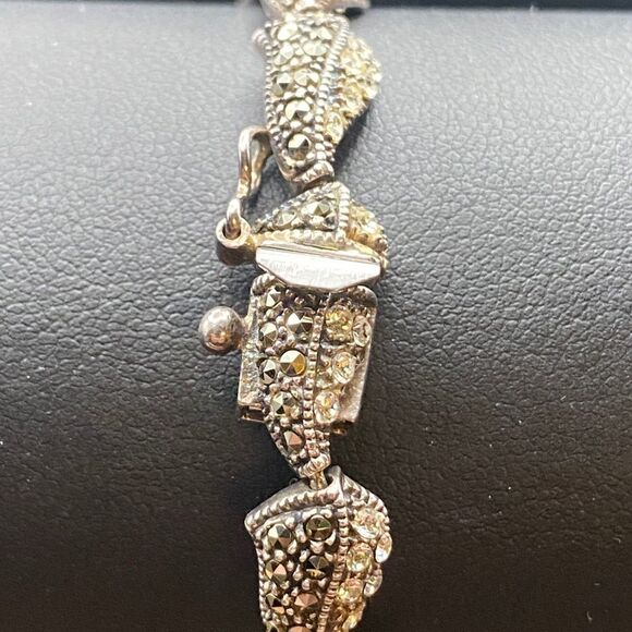 925 silver 7 1/4” dimensional bracelet with hematites and crystals - Picture 5 of 5